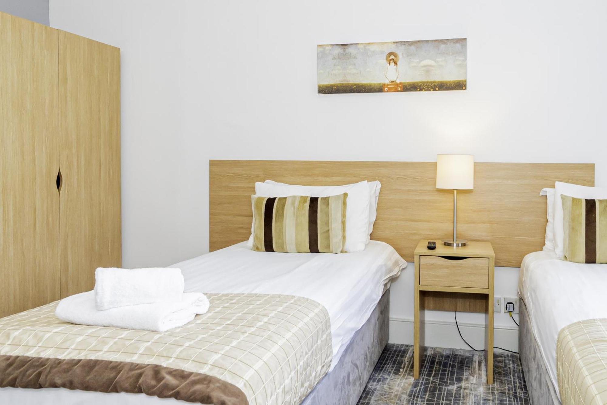The Majestic Hotel AEGON International Camera foto